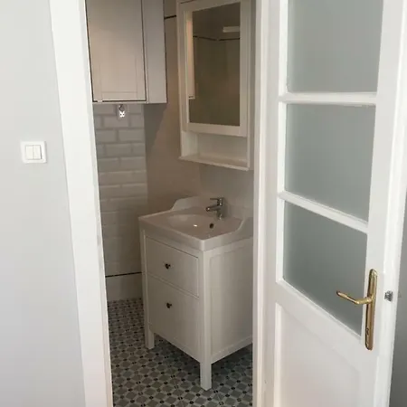 Alma's Romantic Getaway Apartment *