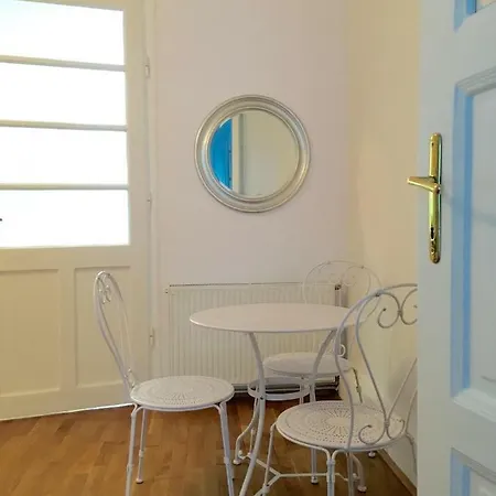 Apartment Alma's Romantic Getaway